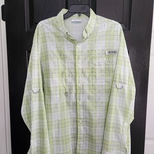 Columbia Green and White Plaid Casual Shirt